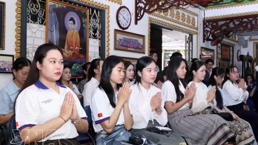 Lao, Cambodian, Thai New Year festivals in HCM City boost solidarity, friendship